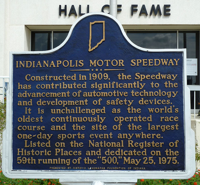 indy-hall-of-fame-sign