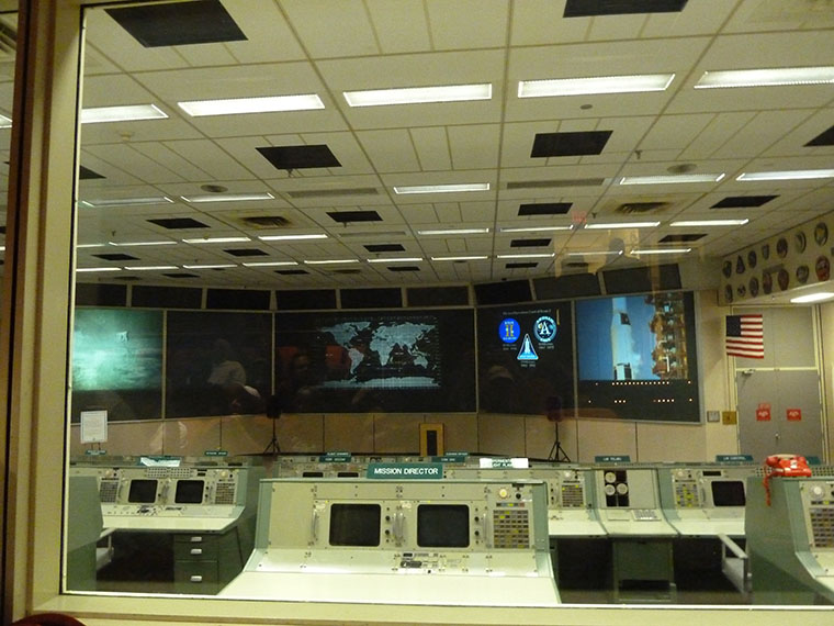 space-center-houston-mission-control