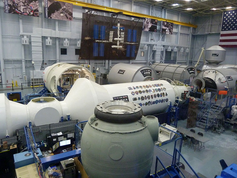 space-center-houston-mockup-lab