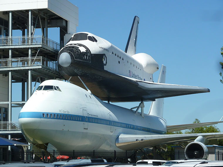 space-center-houston-shuttle-and-747