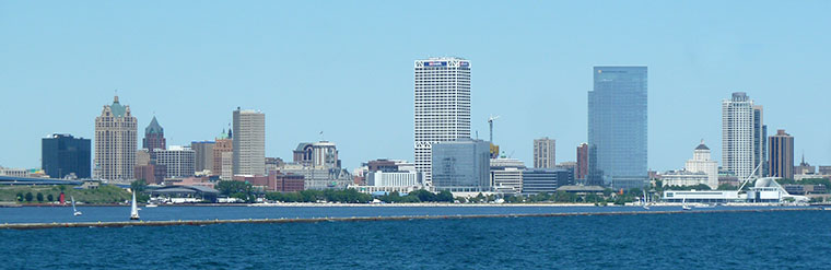 Milwaukee skyline from lake