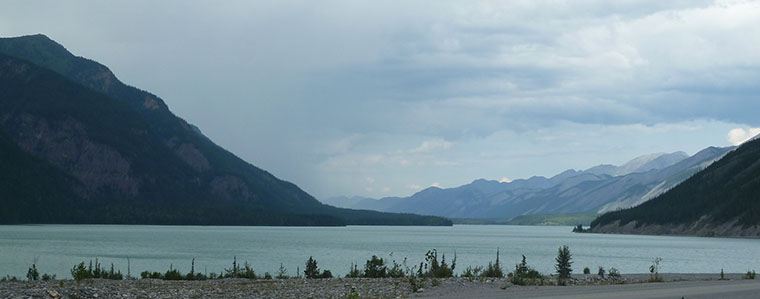 Muncho Lake 1