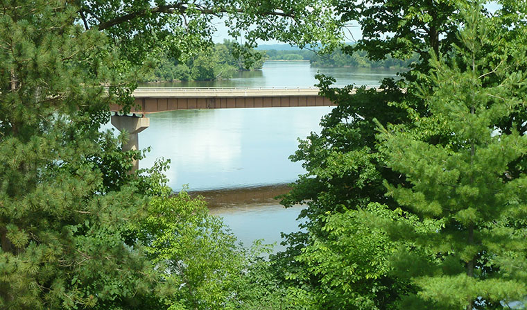 Taliesin River View