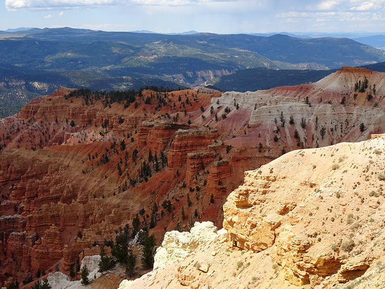 Cedar Breaks Color Right