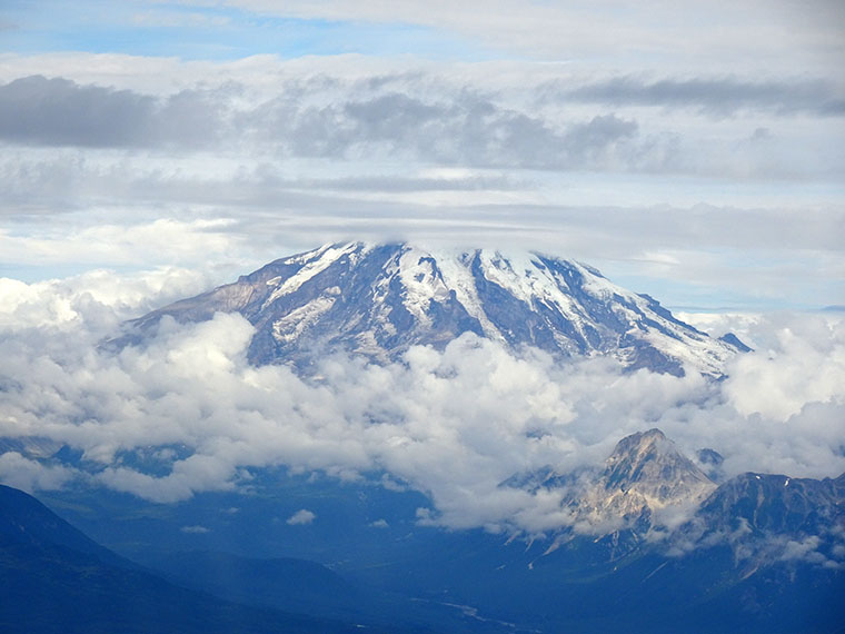 Flightseeing Redoubt Volcano