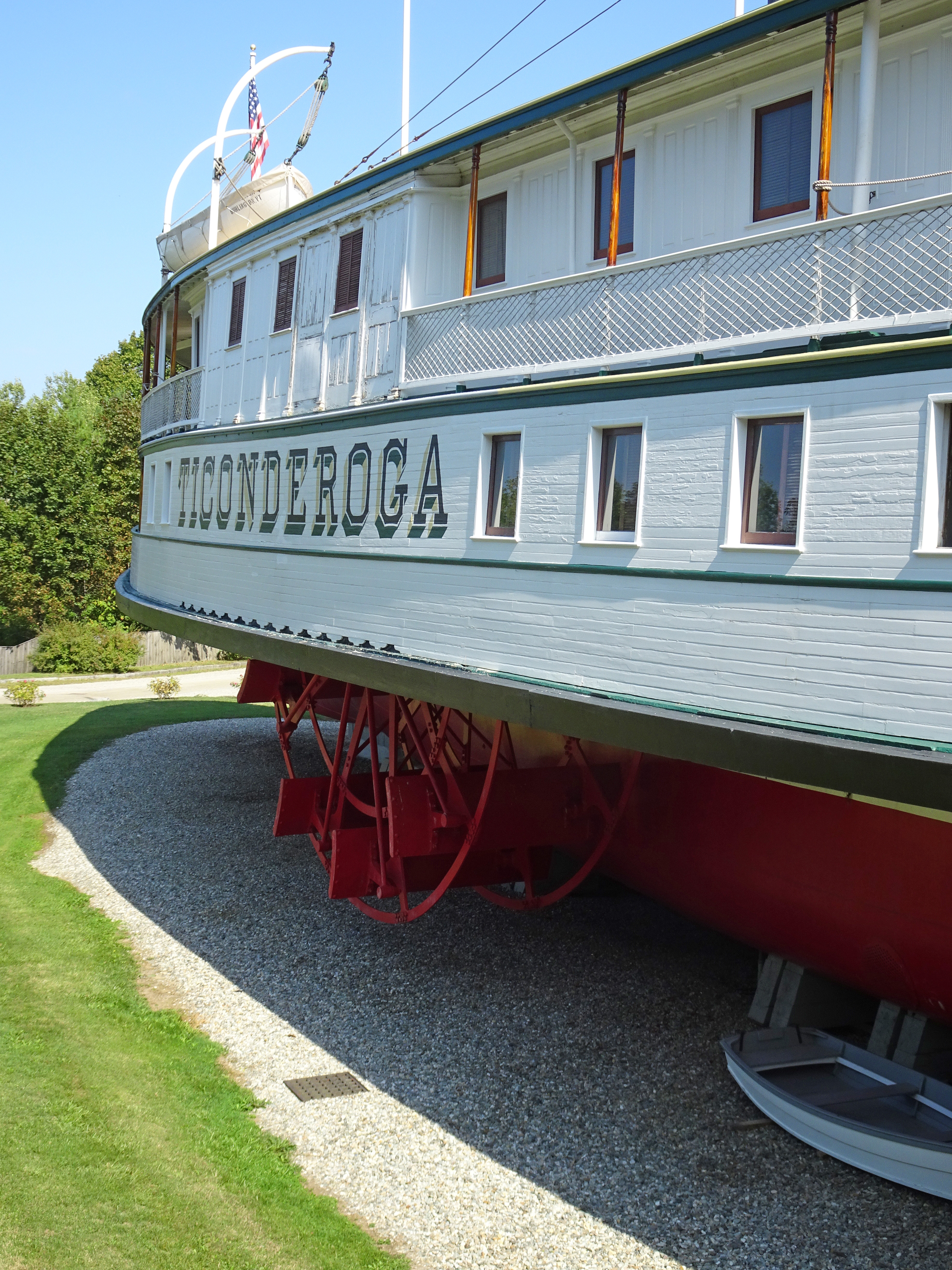 Shelburne Ticoderoga paddles