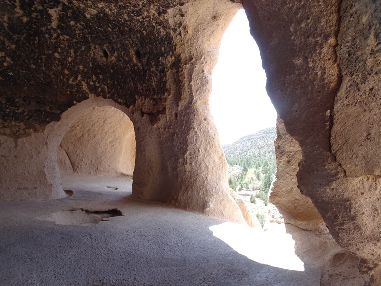 Bandelier interior