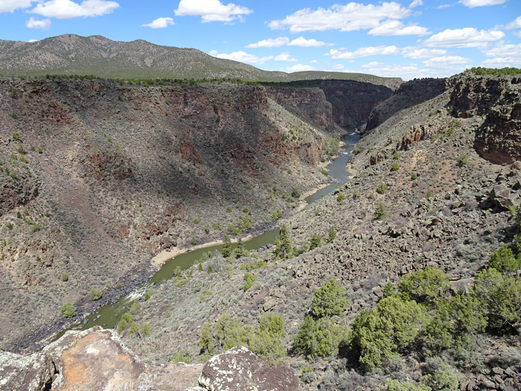 Rio Grande Gorge Bear Lookout