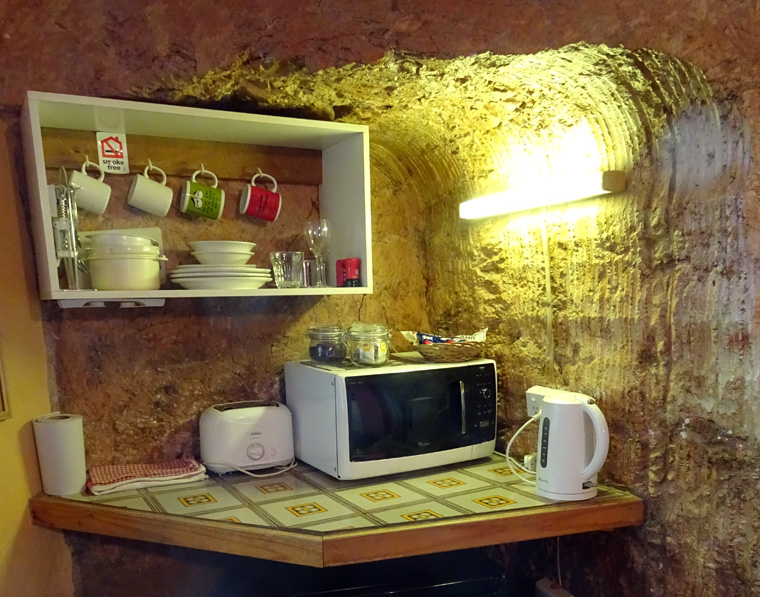 Coober Pedy Motel Kitchen