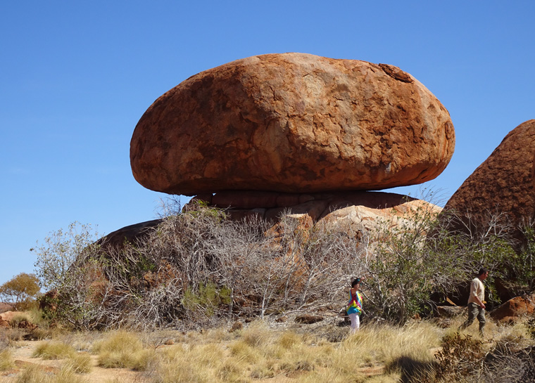 Devils Marbles 12